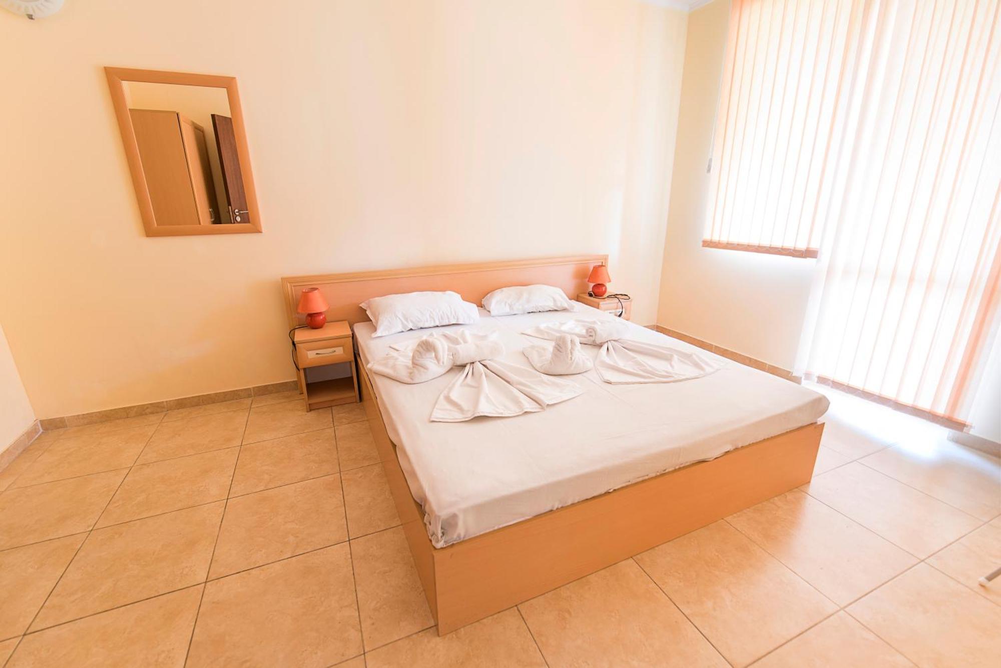 Apollon Apartments Nesebar Ngoại thất bức ảnh